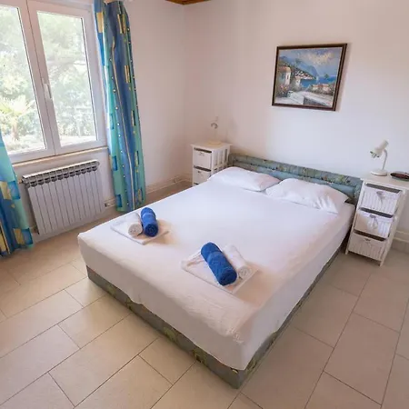 Lussino Accommodation Mali Losinj Exterior photo