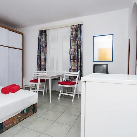 Lussino Accommodation Mali Losinj Exterior photo