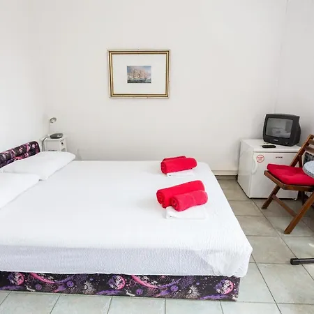 Lussino Accommodation Mali Losinj Exterior photo