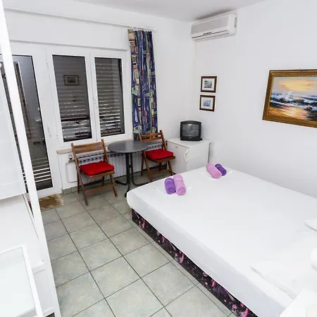 Lussino Accommodation Mali Losinj Exterior photo