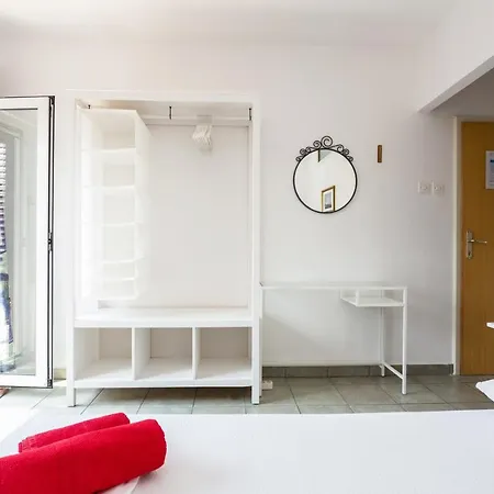 Lussino Accommodation Mali Losinj Exterior photo