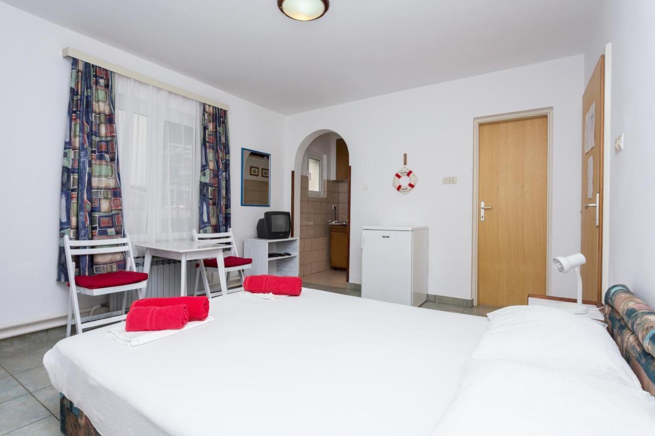 Lussino Apartment *